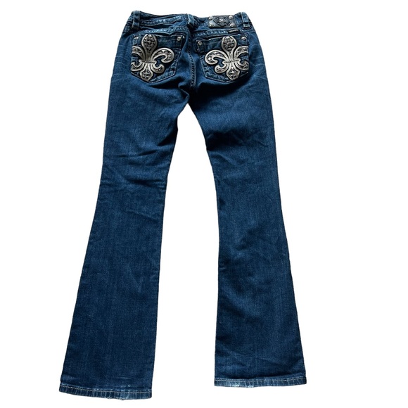 Miss me Low Rise Bootcut Jeans Size 28 (Style # JP62268) - Picture 3 of 13
